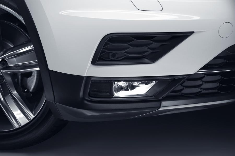Детали экстерьера Volkswagen Tiguan 2017 года  (MX) (фото 12 из 21)